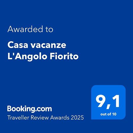 Casa Vacanze L'Angolo Fiorito Bettolle Exteriér fotografie